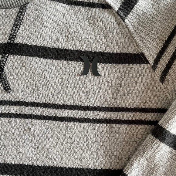 🟢 Hurley shirt with hood! - Picture 3 of 3
